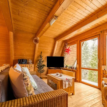 Cozy Forest Hideaway In Tatil Evi Suhl