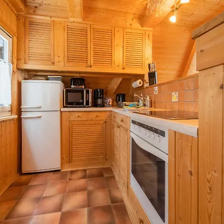 Tatil Evi Cozy Forest Hideaway In