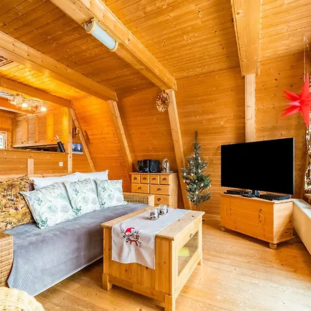 Cozy Forest Hideaway In Suhl