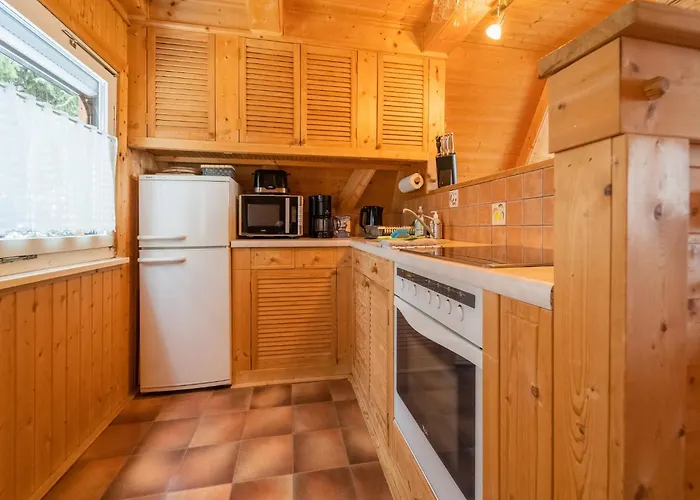 Tatil Evi Cozy Forest Hideaway In