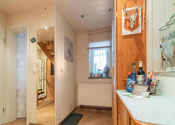 Tatil Evi Cozy Forest Hideaway In